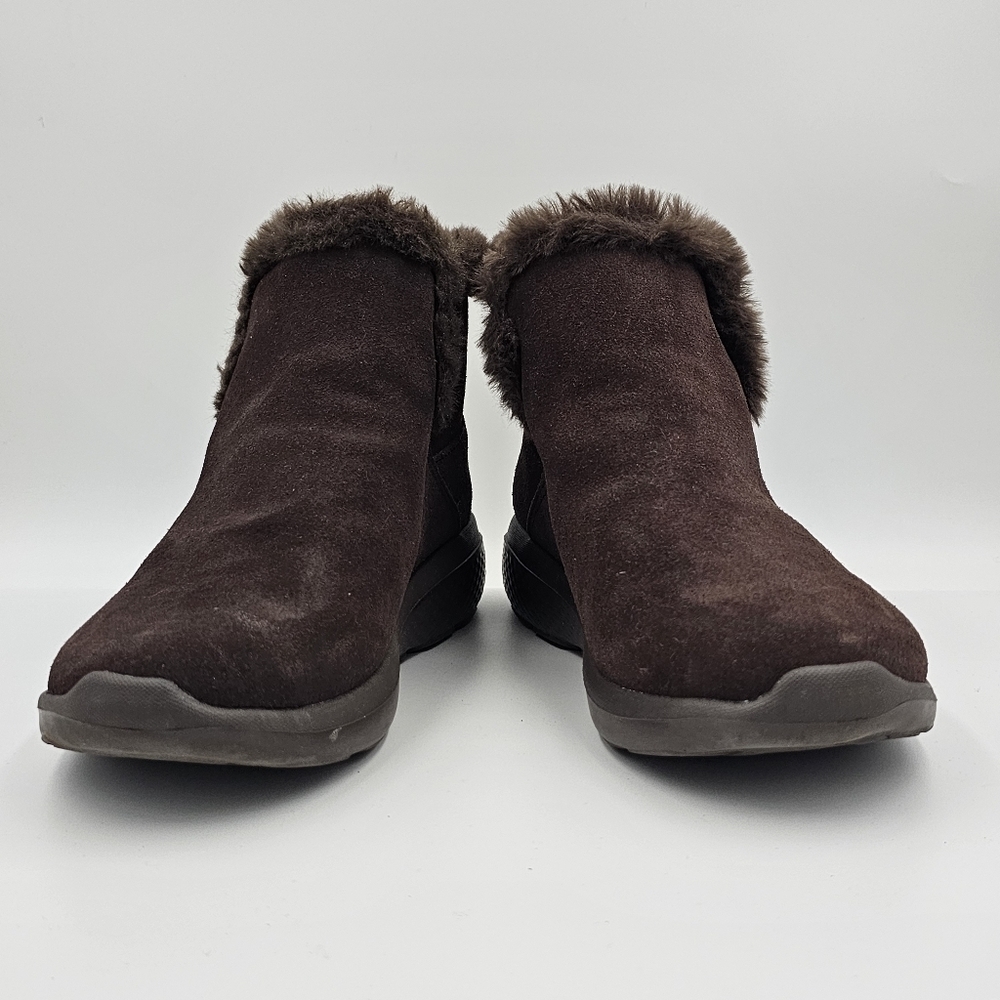 SKECHERS On the Go chocolate bootie size 7